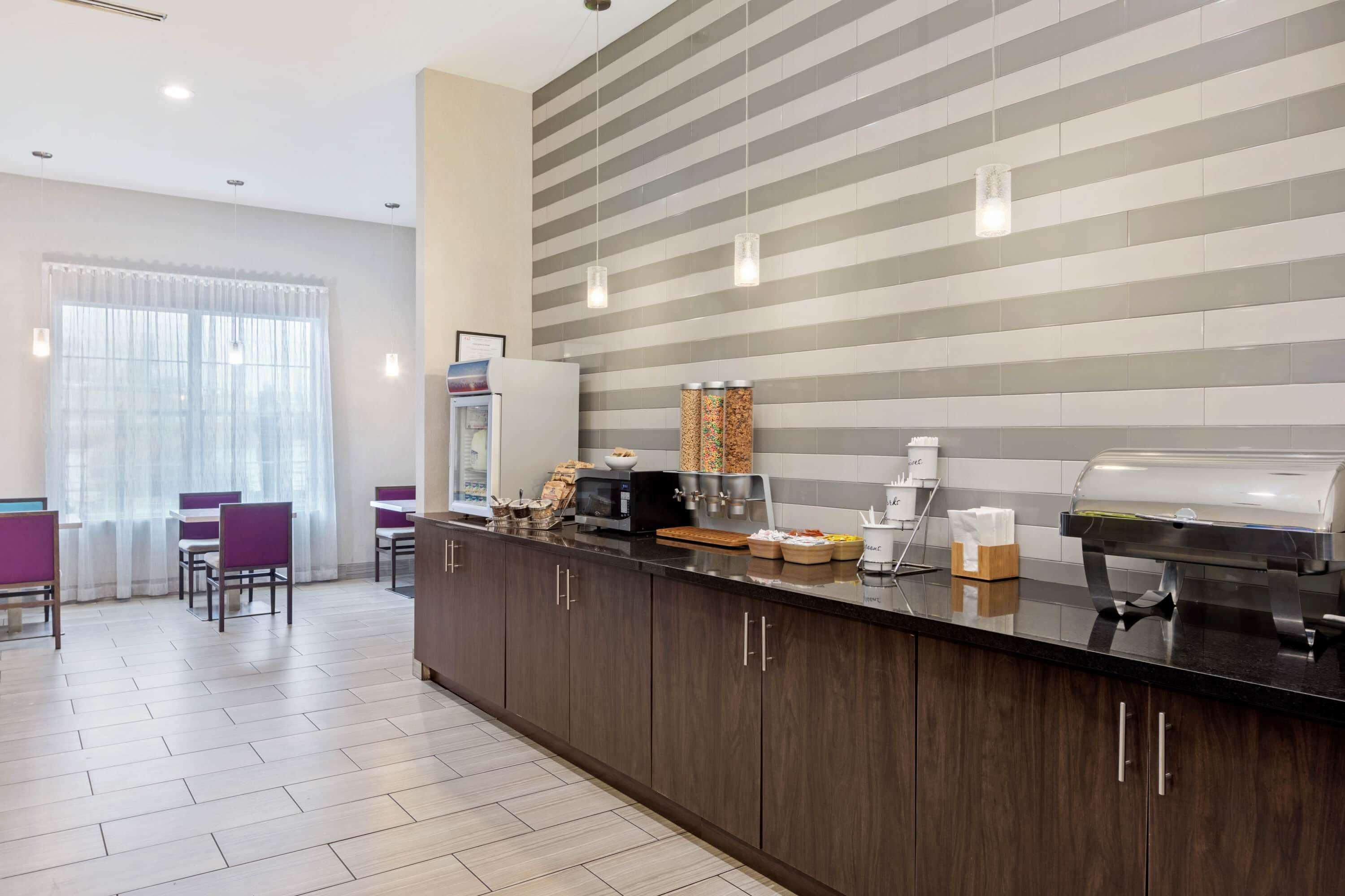 Hotel La Quinta By Wyndham Forsyth Exteriér fotografie